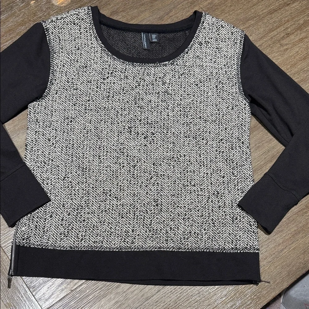 Cynthia Rowley Black and Gray Crew Neck Sweater